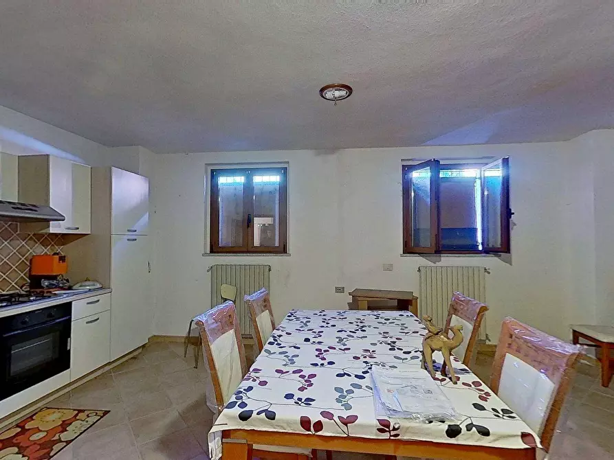 Immagine 29 di Villa in vendita  in VIA MULINO ROTTO SNC a Grantola