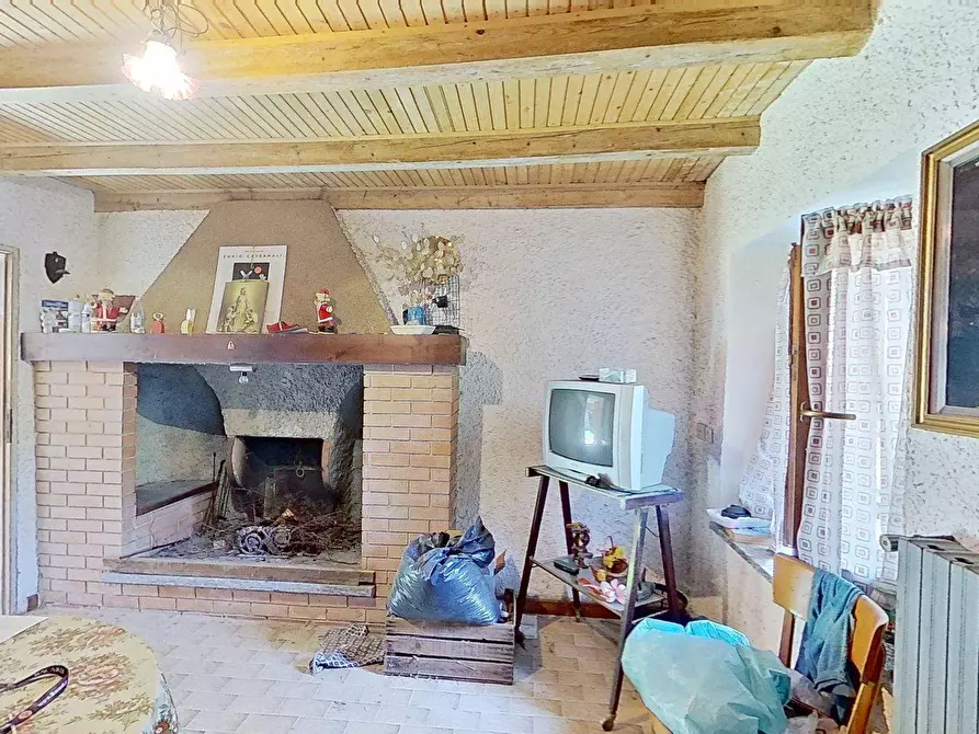 Immagine 33 di Villa in vendita  in VIA MULINO ROTTO SNC a Grantola