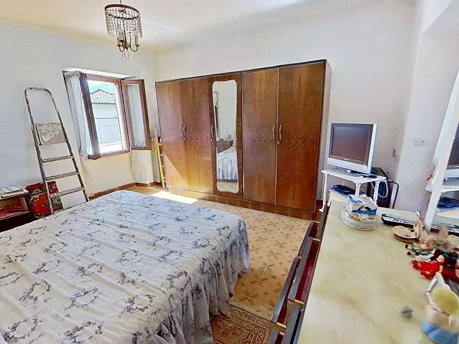 Immagine 52 di Villa in vendita  in VIA MULINO ROTTO SNC a Grantola