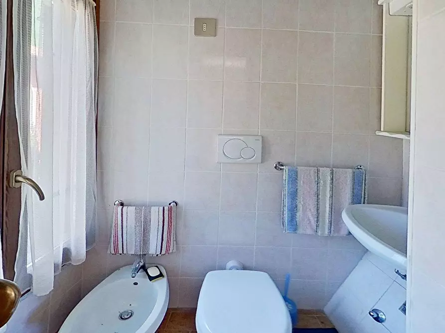 Immagine 55 di Villa in vendita  in VIA MULINO ROTTO SNC a Grantola