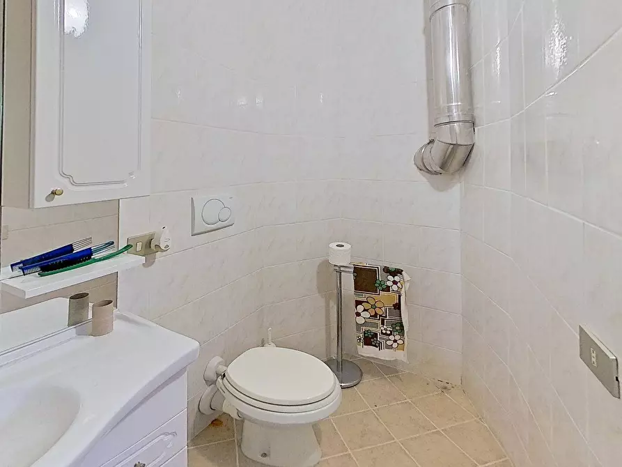 Immagine 56 di Villa in vendita  in VIA MULINO ROTTO SNC a Grantola