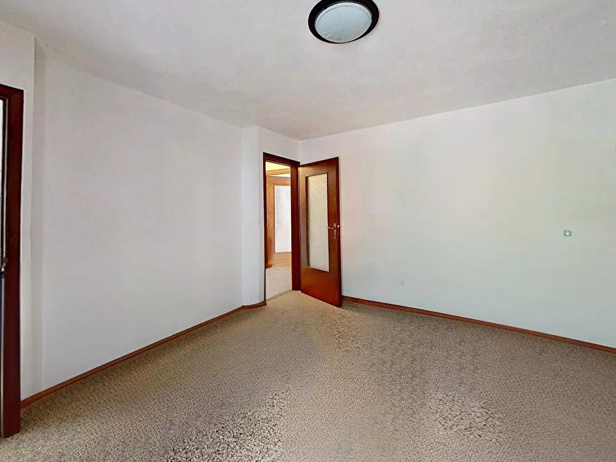 Immagine 67 di Villa in vendita  in VIA MULINO ROTTO SNC a Grantola