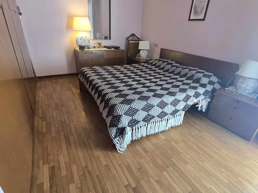 Immagine 15 di Appartamento in vendita  in Via Cividale Del Friuli 15 a Milano