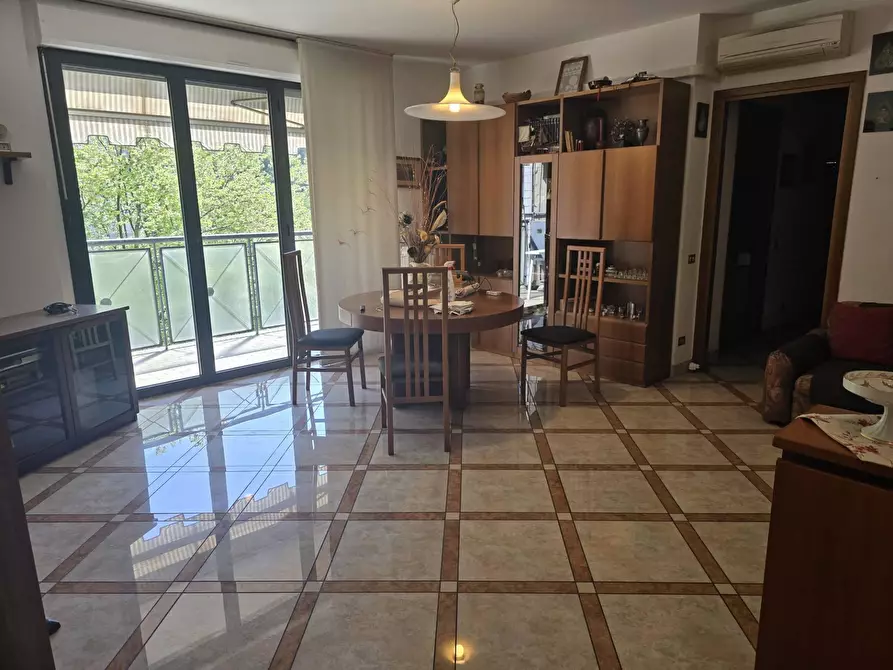 Immagine 11 di Appartamento in vendita  in Via Cividale Del Friuli 15 a Milano