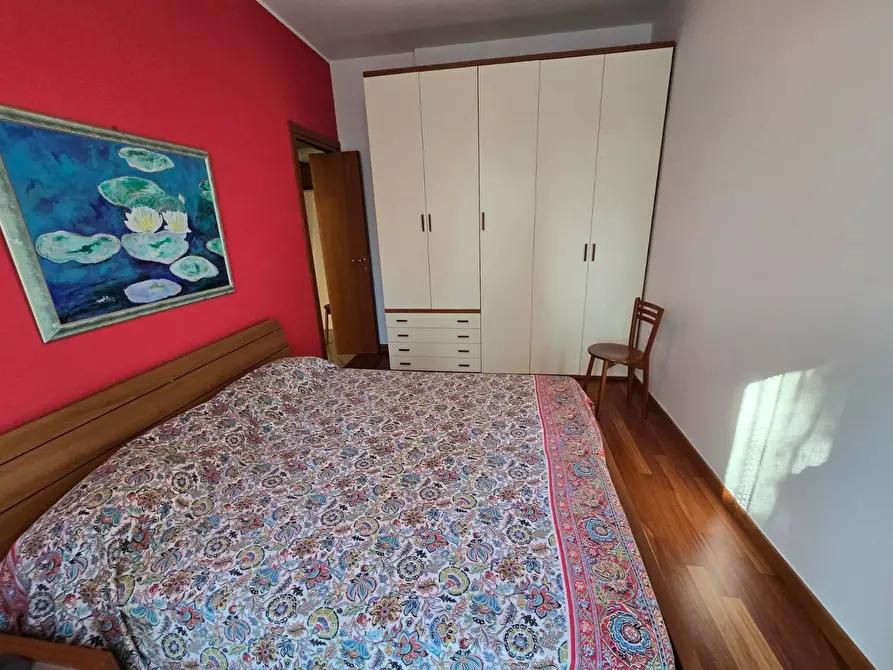 Immagine 10 di Appartamento in vendita  in Via Valsesia 8 a Milano