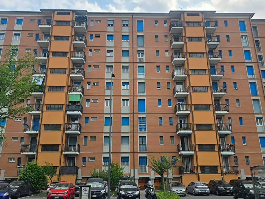 Immagine 1 di Appartamento in vendita  in Via Camillo Giussani 30 a Milano