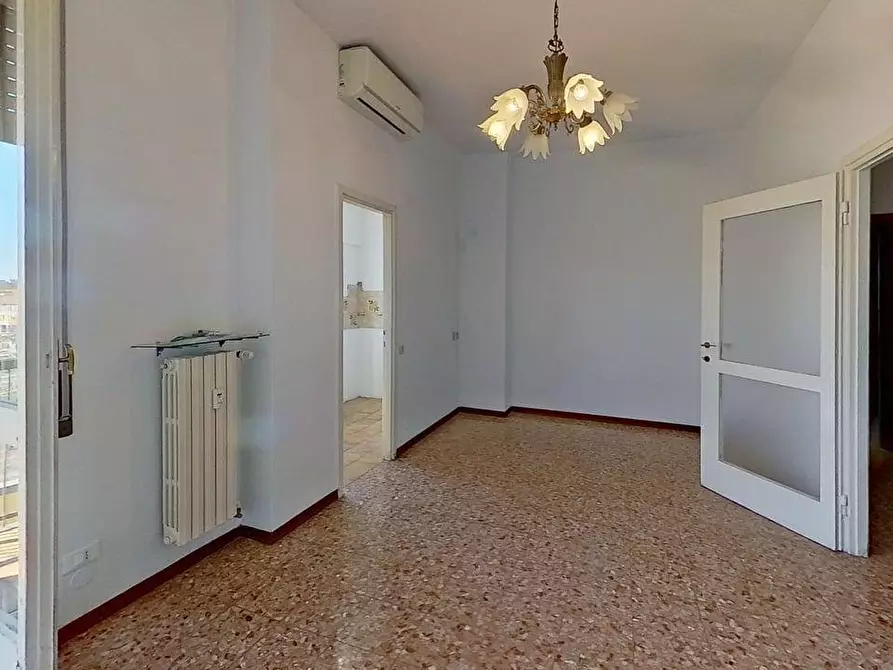 Immagine 17 di Appartamento in vendita  in Viale Liguria 50 a Milano
