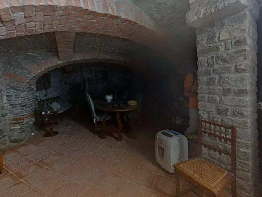 Immagine 26 di Villa in vendita  in PIAZZA SANTA FARA 13 a Bobbio
