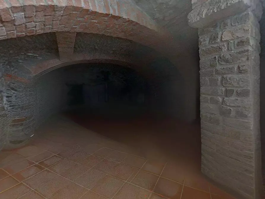 Immagine 27 di Villa in vendita  in PIAZZA SANTA FARA 13 a Bobbio