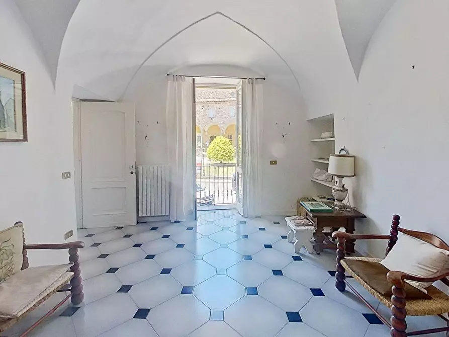 Immagine 8 di Villa in vendita  in PIAZZA SANTA FARA 13 a Bobbio