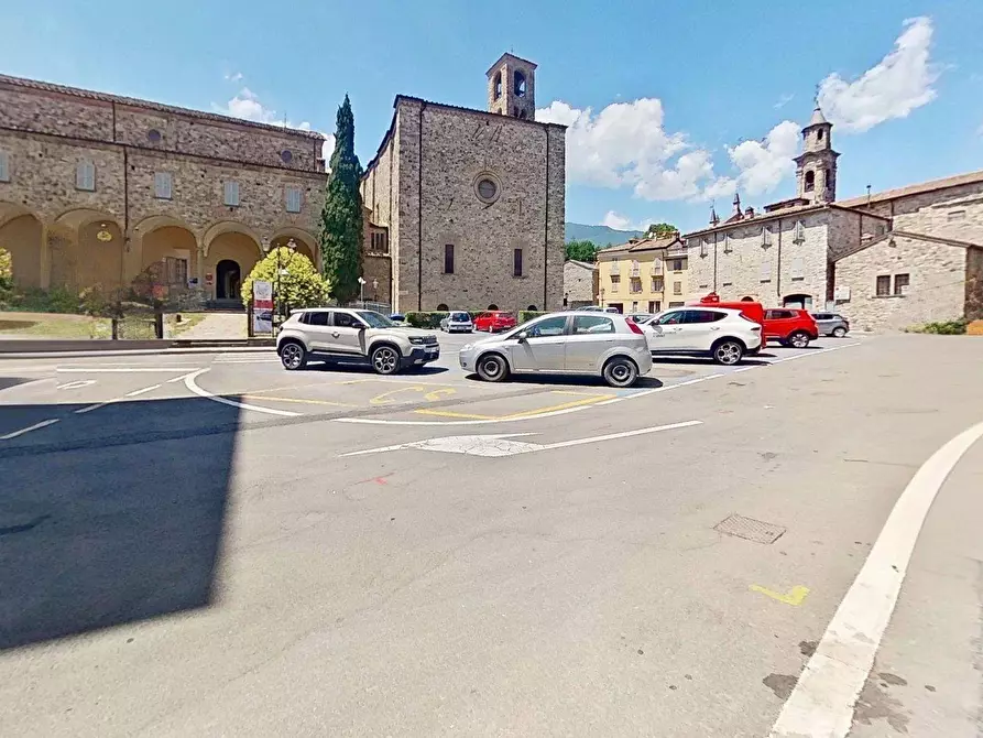 Immagine 12 di Villa in vendita  in PIAZZA SANTA FARA 13 a Bobbio