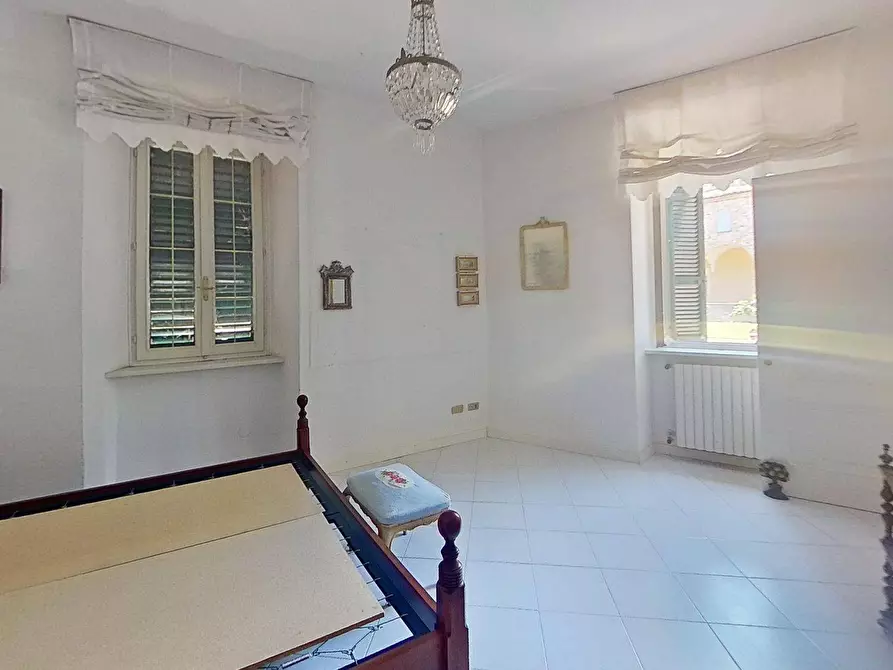Immagine 17 di Villa in vendita  in PIAZZA SANTA FARA 13 a Bobbio