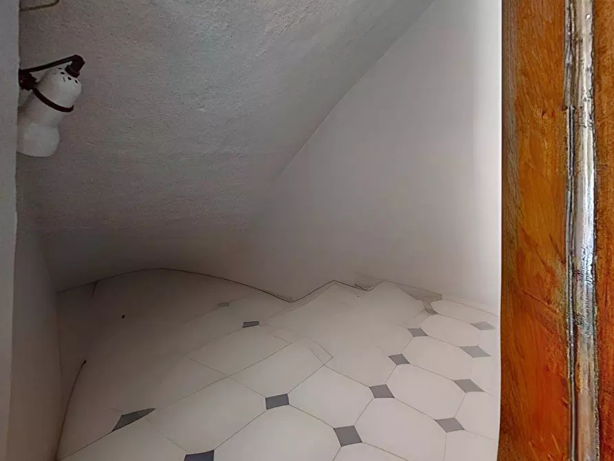 Immagine 18 di Villa in vendita  in PIAZZA SANTA FARA 13 a Bobbio