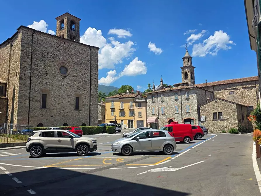 Immagine 25 di Villa in vendita  in PIAZZA SANTA FARA 13 a Bobbio