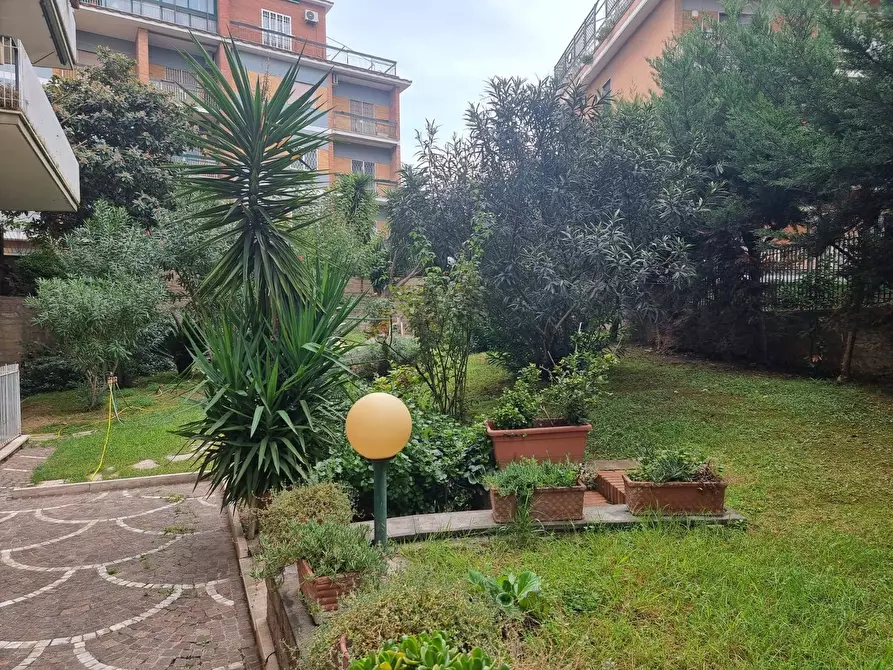 Immagine 4 di Appartamento in vendita  in VIA LIVIO TEMPESTA 18 a Roma