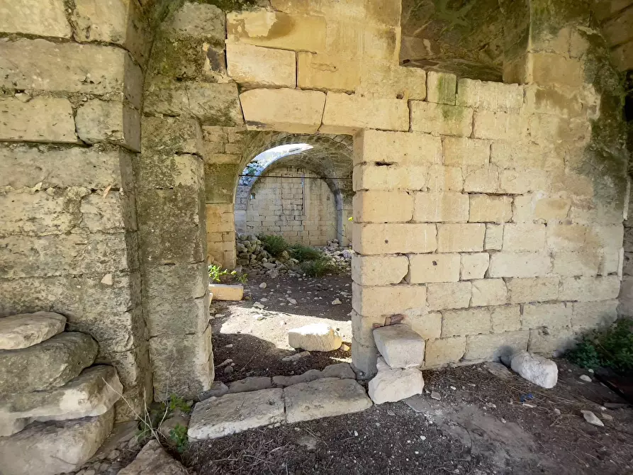 Immagine 13 di Rustico / casale in vendita  in Via Ardito Desio snc a Lecce