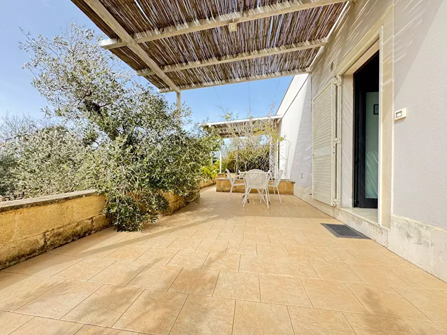 Immagine 6 di Appartamento in vendita  in via Gallipoli a Galatone