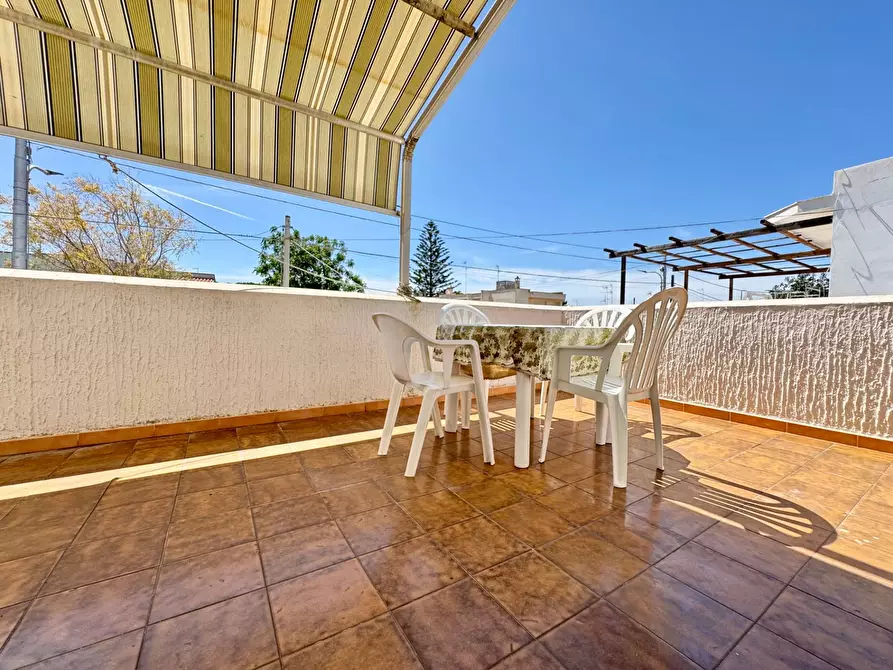 Immagine 2 di Villetta a schiera in vendita  in via Salvatore Allende 70 a Melendugno