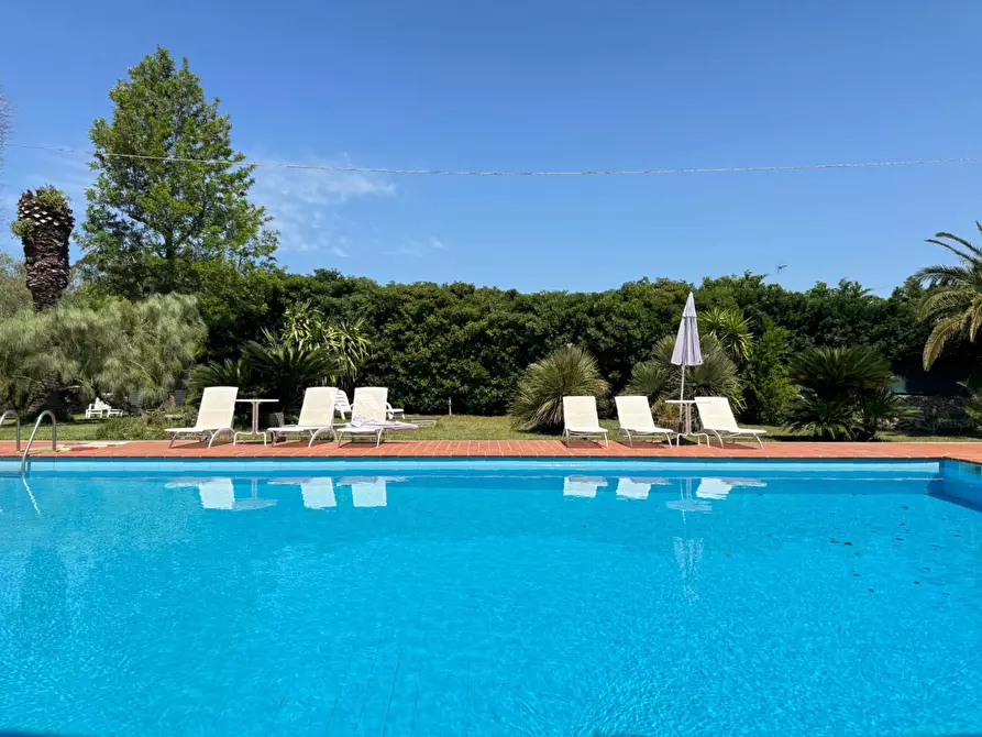 Immagine 2 di Villa in vendita  in via Gallipoli a Galatone