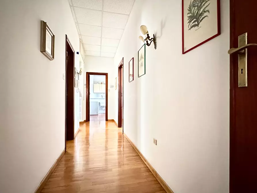 Immagine 16 di Appartamento in vendita  in Piazza Giuseppe Mazzini 72 a Lecce