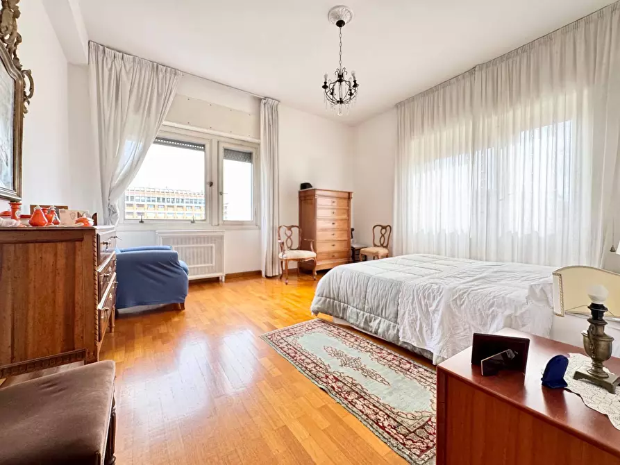 Immagine 11 di Appartamento in vendita  in Piazza Giuseppe Mazzini 72 a Lecce