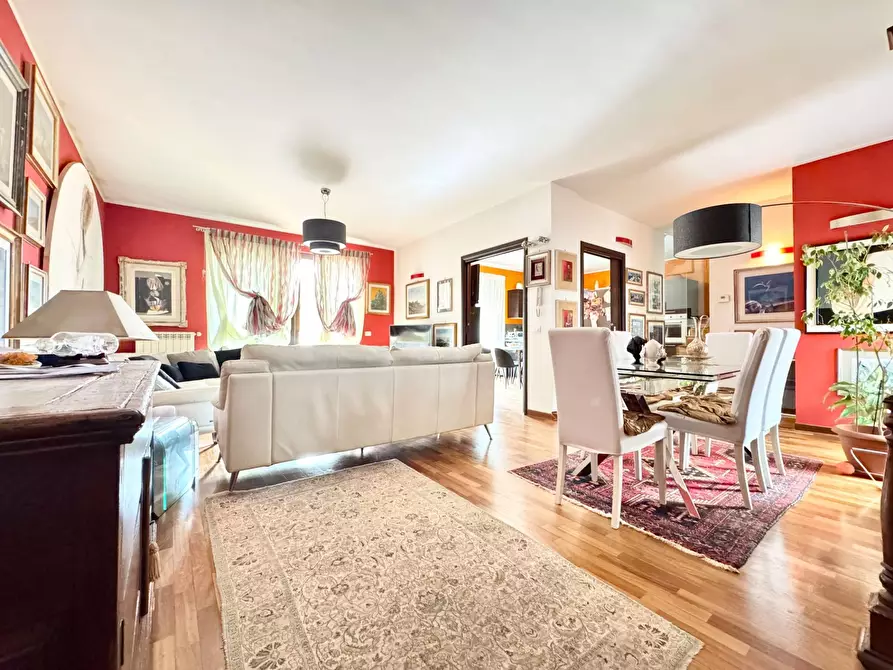 Immagine 8 di Appartamento in vendita  in via Guglielmo Marconi 13 a Trepuzzi