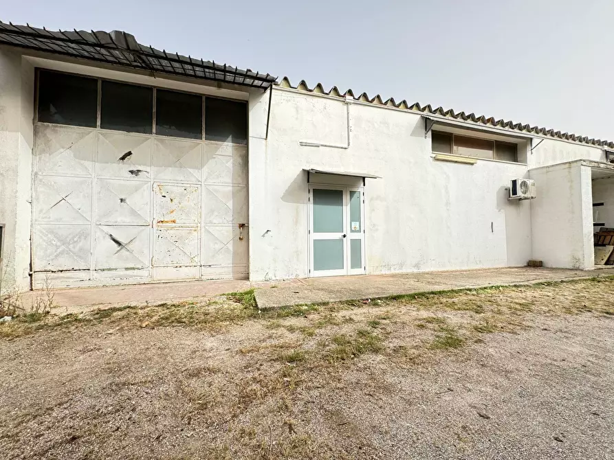 Immagine 4 di Capannone industriale in vendita  in via Italo Calvino 6 a Lecce