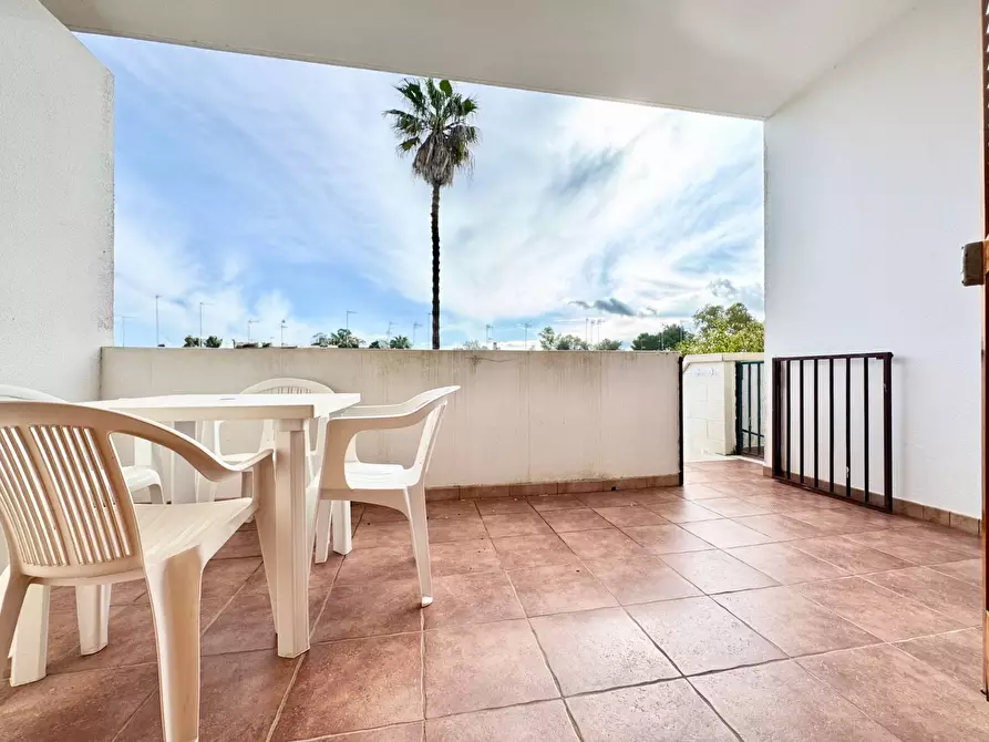 Immagine 2 di Appartamento in vendita  in viale Micene snc a Melendugno