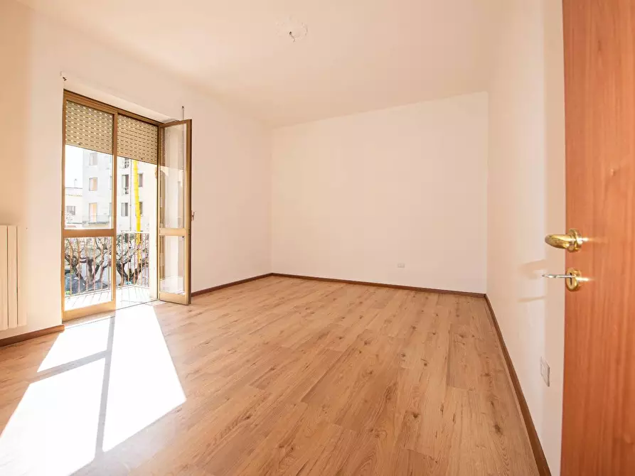 Immagine 7 di Appartamento in vendita  in via Montello 4 a Lecce