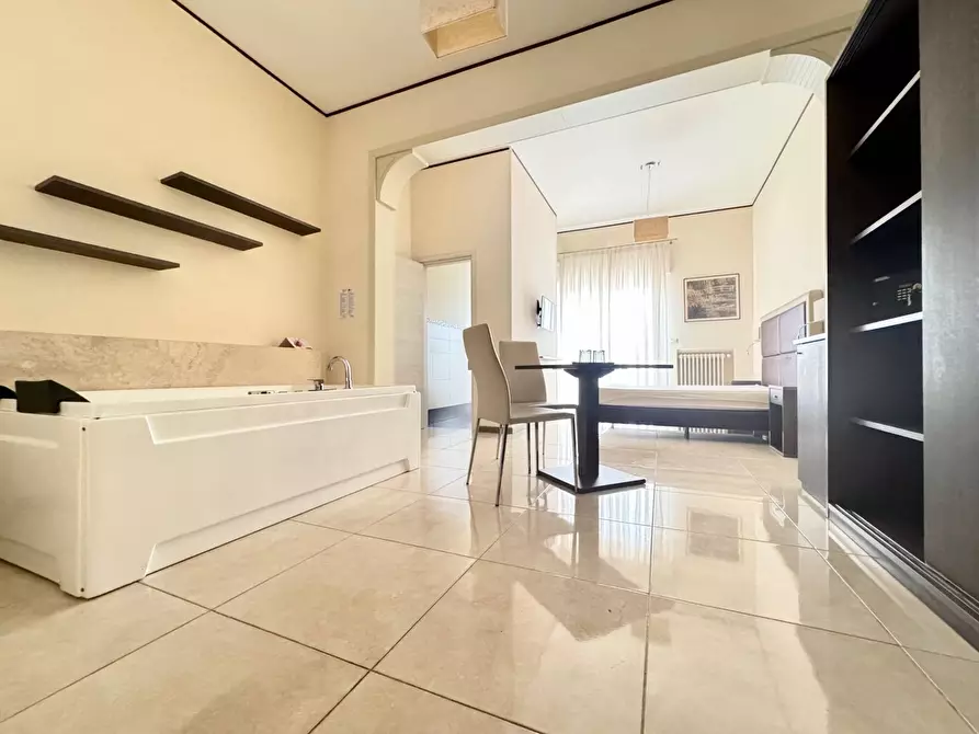 Immagine 2 di Villetta a schiera in vendita  in Via Rocco Scotellaro 14 a Lecce