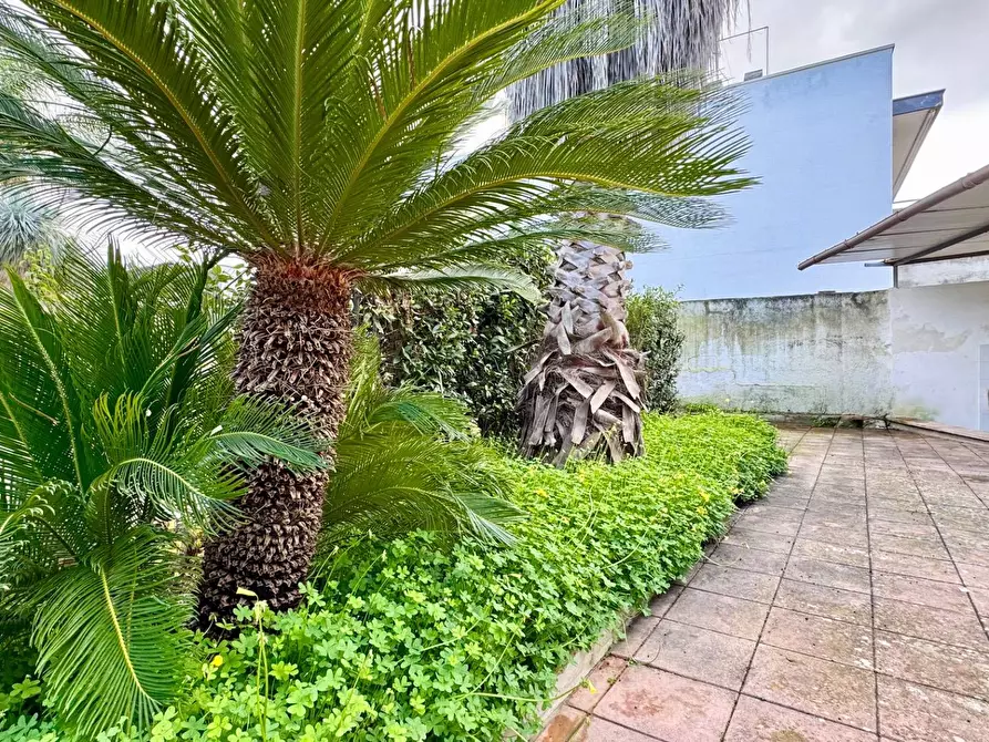 Immagine 1 di Casa indipendente in vendita  in via Spani 75 a Veglie