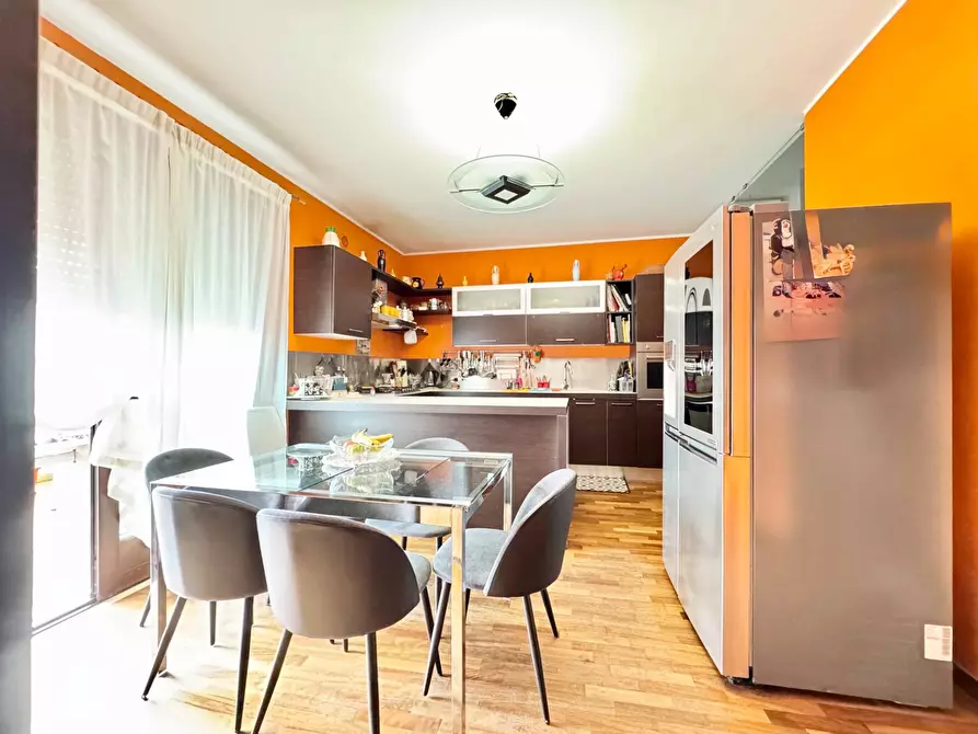 Immagine 2 di Appartamento in vendita  in via Guglielmo Marconi 13 a Trepuzzi