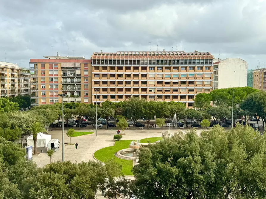 Immagine 1 di Appartamento in vendita  in Piazza Giuseppe Mazzini 72 a Lecce