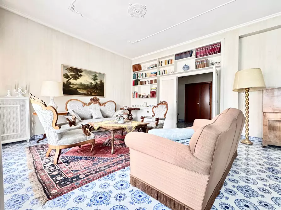 Immagine 8 di Appartamento in vendita  in Piazza Giuseppe Mazzini 72 a Lecce