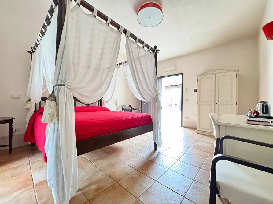 Immagine 17 di Rustico / casale in vendita  in Strada Comunale San Cesario - Caprarica a Bagnolo Del Salento