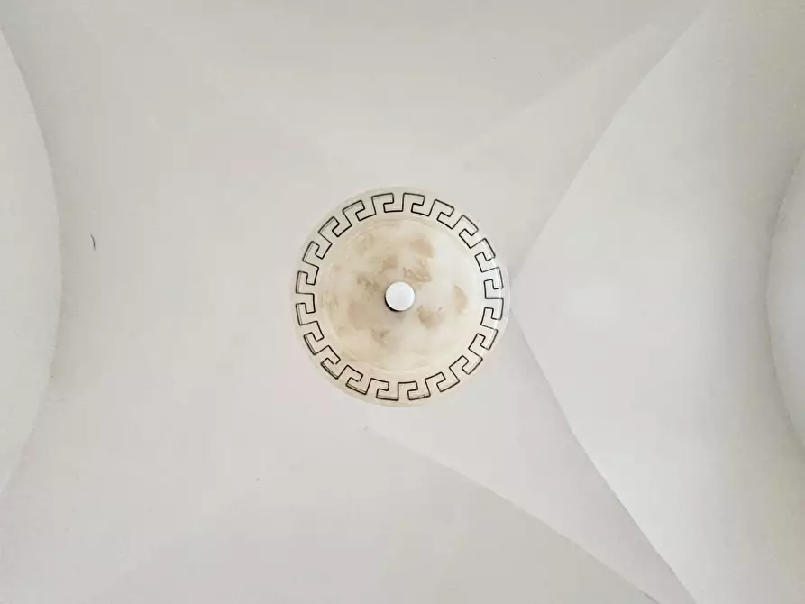 Immagine 8 di Casa indipendente in vendita  in via Spani 75 a Veglie