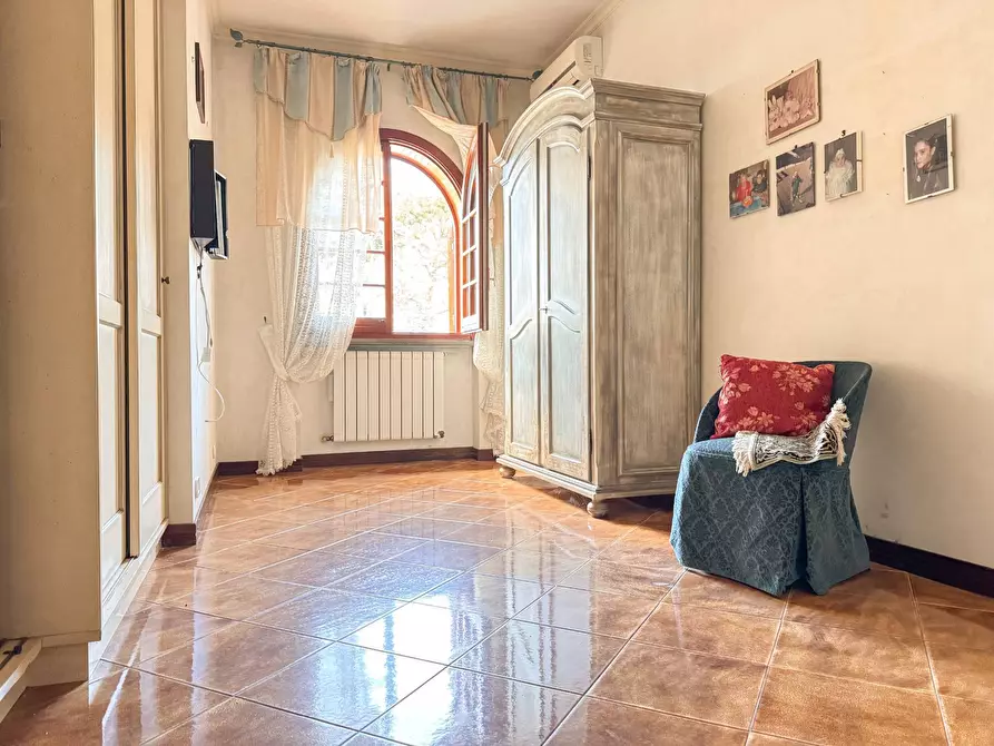 Immagine 21 di Villa in vendita  in via calore 3 a Lecce