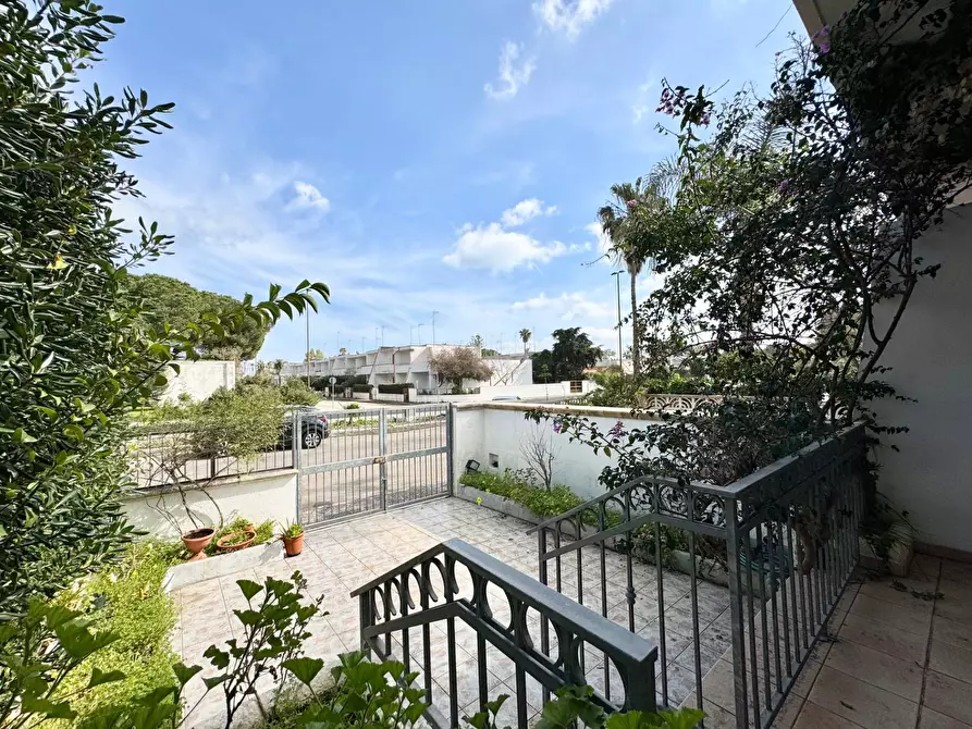 Immagine 4 di Villetta a schiera in vendita  in viale dei Sultani snc a Melendugno