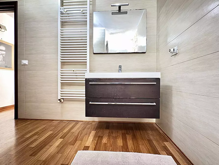 Immagine 18 di Appartamento in vendita  in via Guglielmo Marconi 13 a Trepuzzi