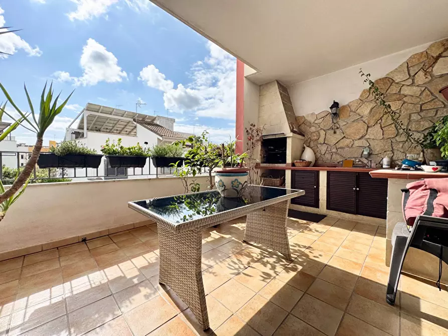 Immagine 2 di Appartamento in vendita  in via Guglielmo Marconi 13 a Trepuzzi