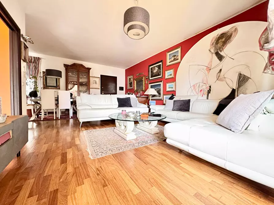 Immagine 5 di Appartamento in vendita  in via Guglielmo Marconi 13 a Trepuzzi