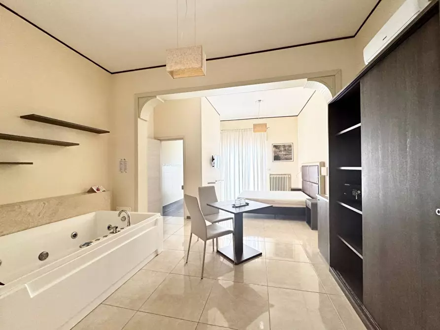 Immagine 1 di Villetta a schiera in vendita  in Via Rocco Scotellaro 14 a Lecce