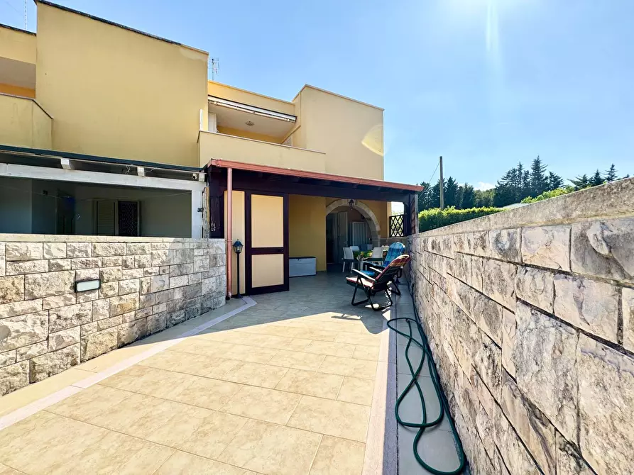 Immagine 7 di Casa semindipendente in vendita  in viale Dei Pashà 41 a Melendugno