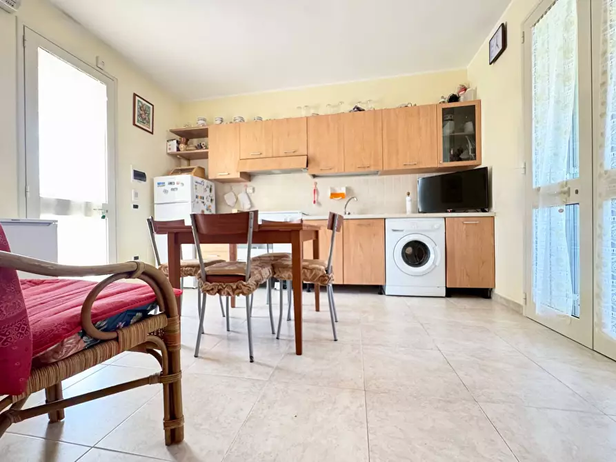 Immagine 10 di Casa semindipendente in vendita  in viale Dei Pashà 41 a Melendugno