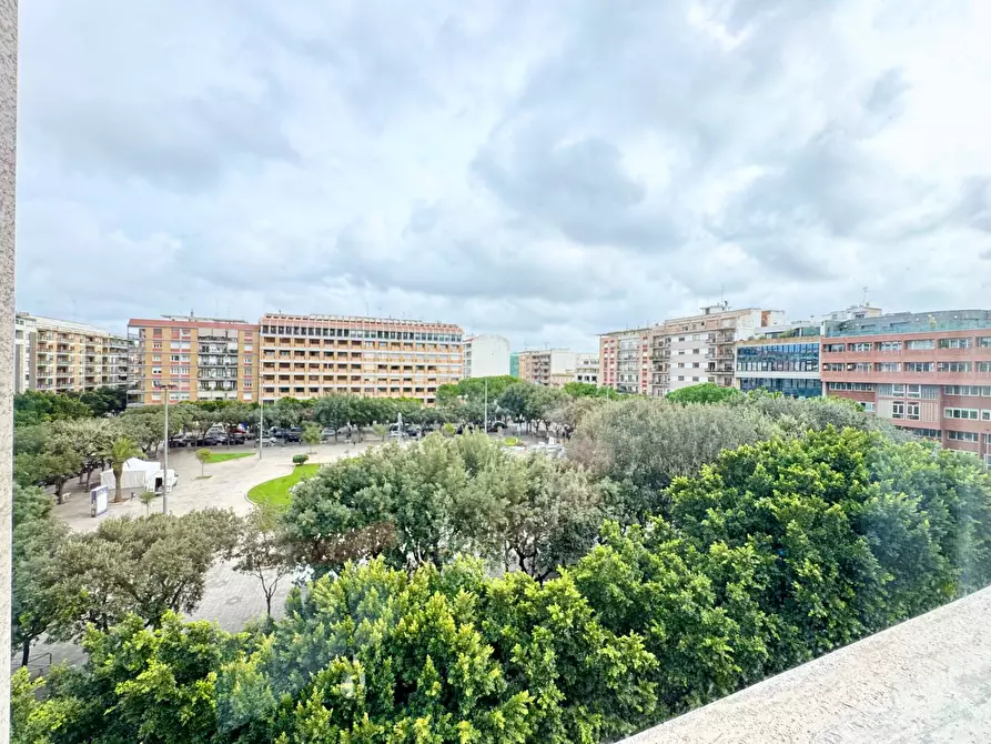 Immagine 15 di Appartamento in vendita  in Piazza Giuseppe Mazzini 72 a Lecce