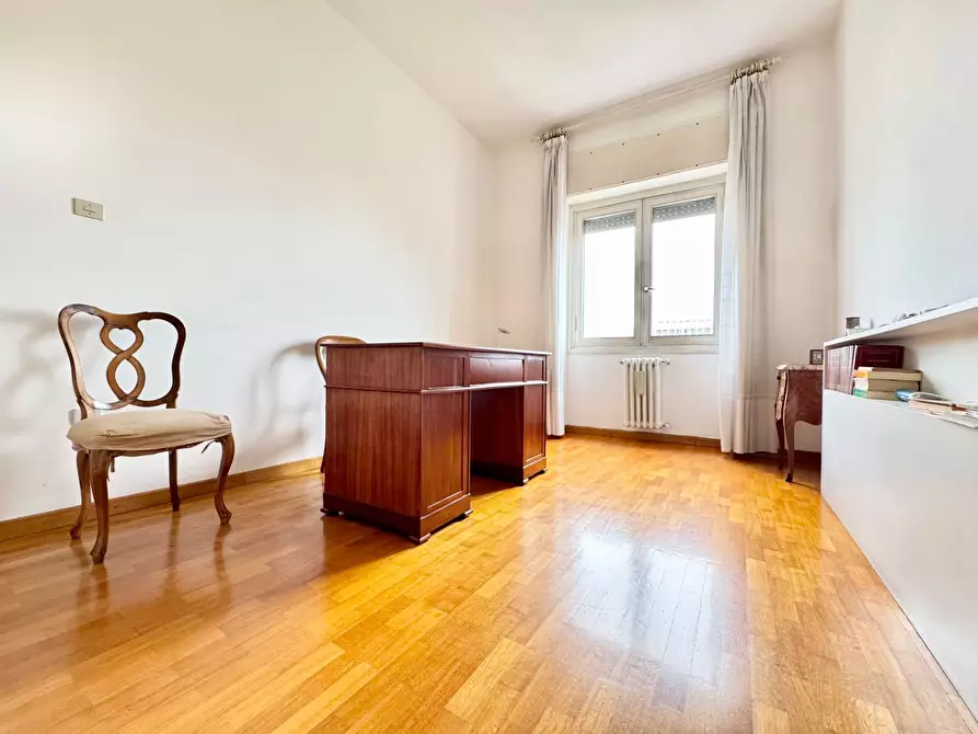Immagine 4 di Appartamento in vendita  in Piazza Giuseppe Mazzini 72 a Lecce