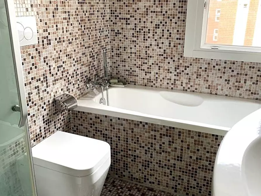 Immagine 41 di Appartamento in vendita  in via Pannunzio a Milano