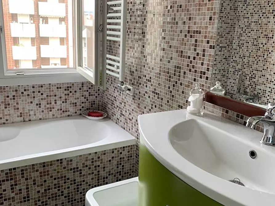 Immagine 42 di Appartamento in vendita  in via Pannunzio a Milano