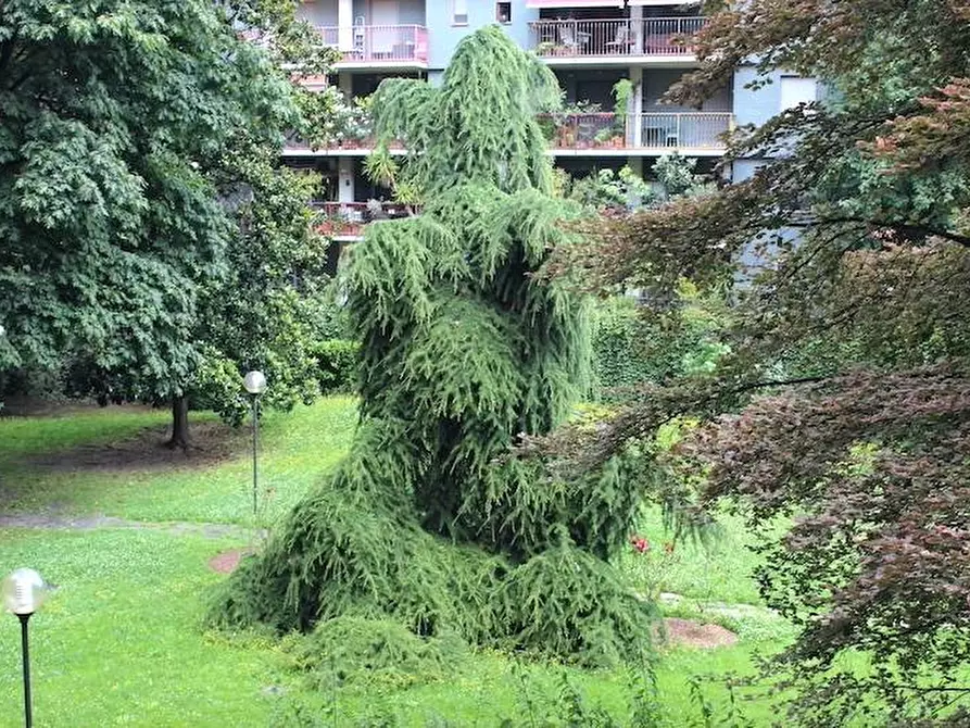 Immagine 1 di Appartamento in vendita  in Via Caracciolo 68 a Milano