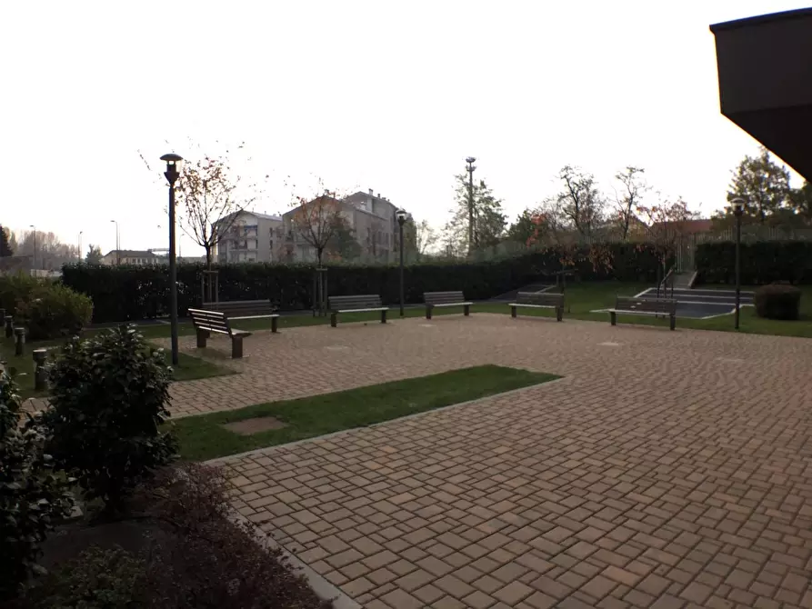 Immagine 12 di Box auto in vendita  in via Castellammare 14 a Milano